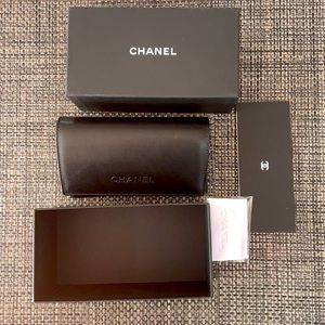 Chanel Sunglasses brand new case